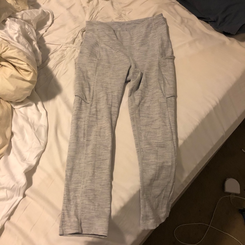 Lululemon size 4 tights